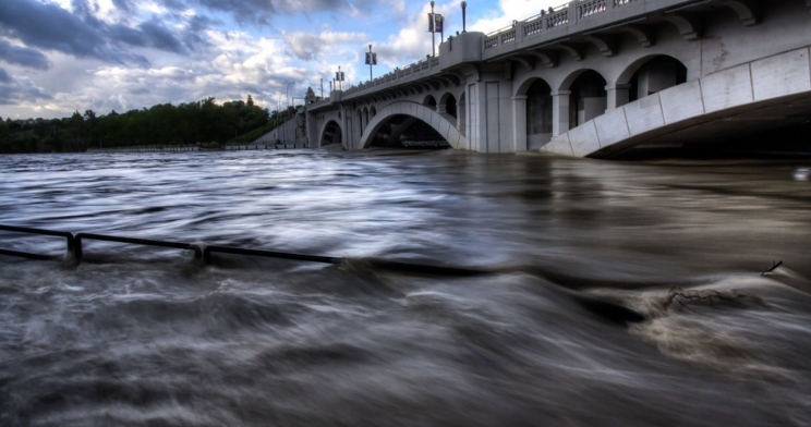 Flood-impact map: a Canadian first