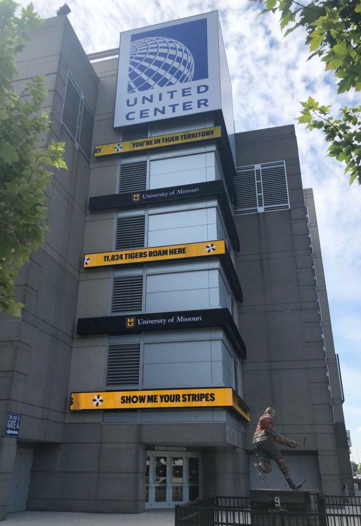 United Center Outdoor Display