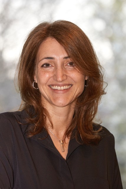 Headshot of Mehrnoosh Rayner from EMBL
