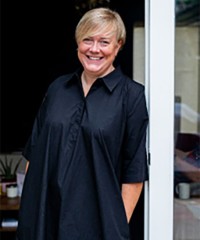 Headshot of Vicky Hayhurst