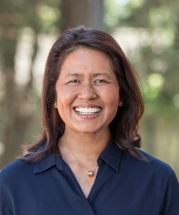 Headshot of Michelle Collin