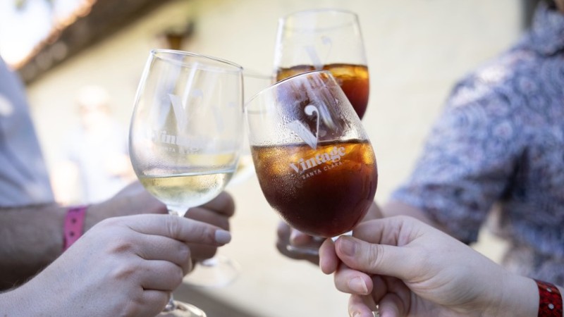 Cheers Photo