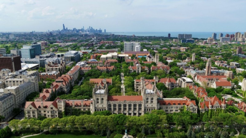 Evolving Communications to Inform, Guide, and Connect the University of Chicago College During COVID-19