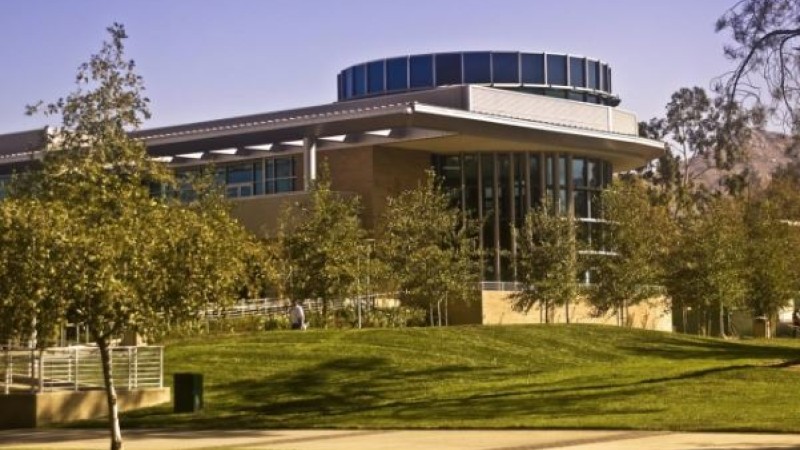 Super HSIs: Recognizing a New Tier of Institutions